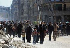 Siria evacua a 385 personas de Al Sueida, mientras 150 mil siguen desplazadas