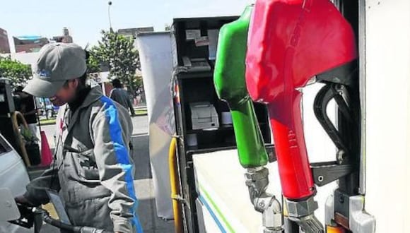 Conoce los precios de combustibles para este viernes en Arequipa. (Foto: GEC)