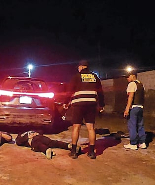 Integrantes de “Los Malditos de la Trocha” detenidos por asaltos a mano armada en Camaná. Foto: PNP.