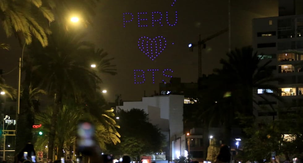 ARMY realizó un espectáculo de drones en la Costa Verde por los conciertos de BTS en Lima (FOTOS)