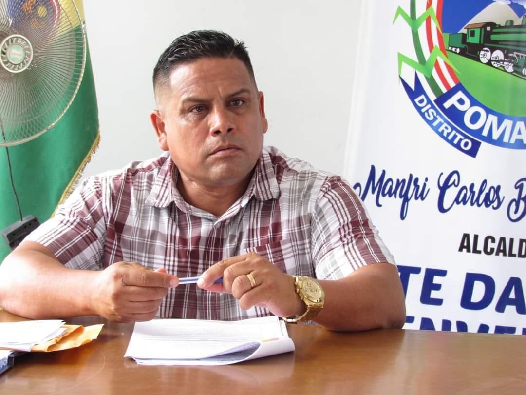 Alcalde de Pomalca en controversia a raíz de caso fiscal.