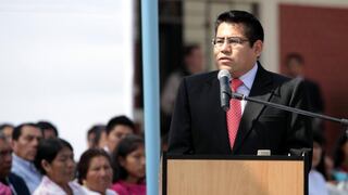 Gabriel Prado pone su cargo a disposición de Susana Villarán
