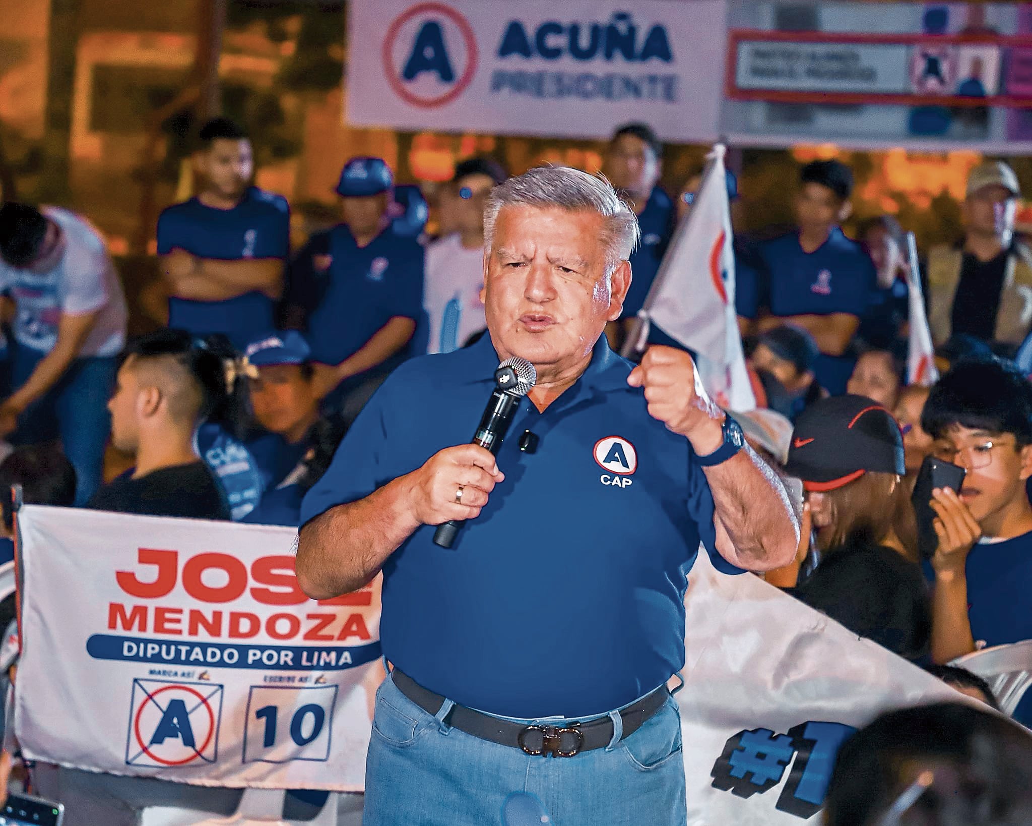Líder de APP dijo que autorizó a su equipo legal a iniciar acciones legales contra el postulante del Frente de la Esperanza luego de que lo acusara de liderar una organización criminal y de tener vínculos con el narcotráfico. Dirigentes apepistas de La Libertad también respondieron y aseguraron que Olivera responderá ante la justicia.