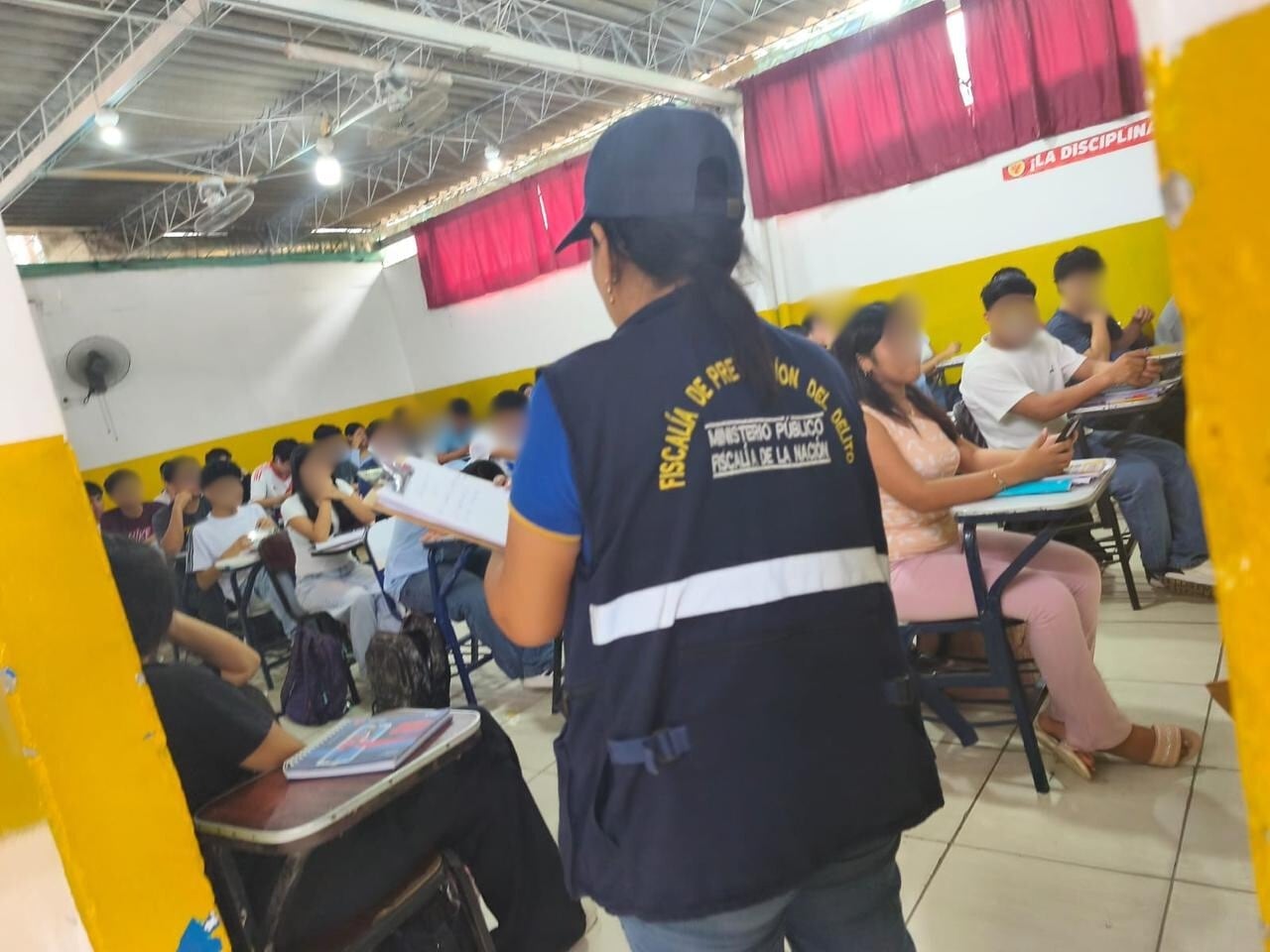 Inspección en academias preuniversitarias de Piura