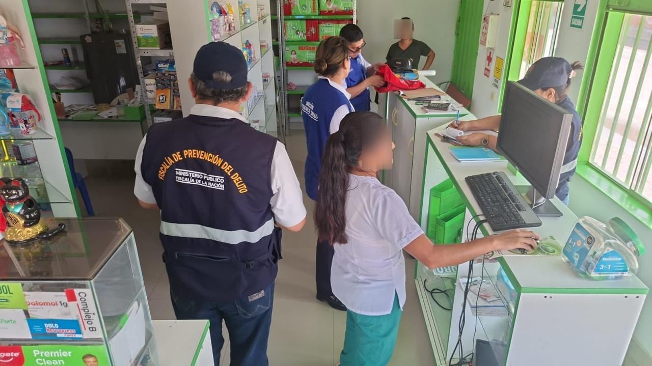 Incautan medicina vencida en botica