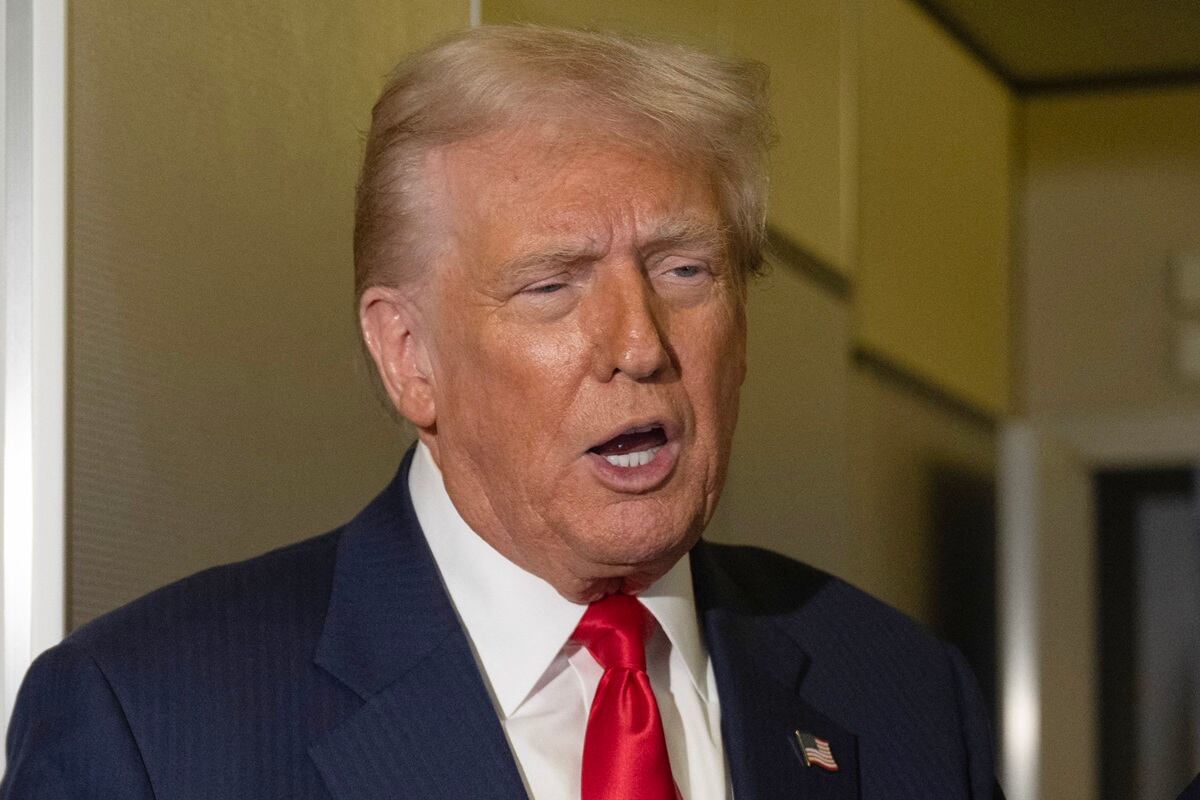 Los diarios estadounidenses, citando a fuentes cercanas al Gobierno de Donald Trump, informaron que la ofensiva tendría como objetivo presionar la salida de Nicolás Maduro y atacar estructuras ligadas al narcotráfico. (ANDREW CABALLERO-REYNOLDS / AFP)