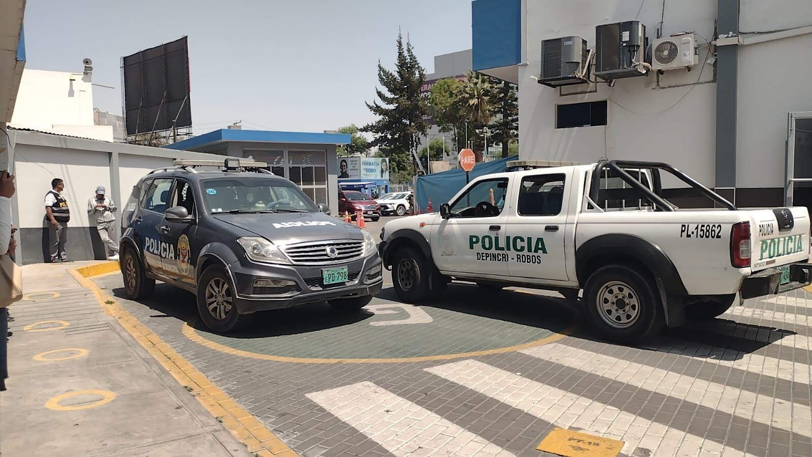 Herido fue internado en la clínica San Juan de Dios. (Foto: GEC)