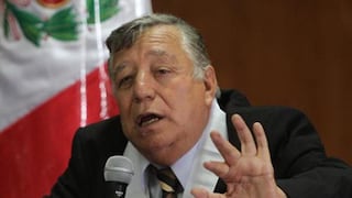 Juez Malzon Urbina pide destitución de alcaldesa Susana Villarán