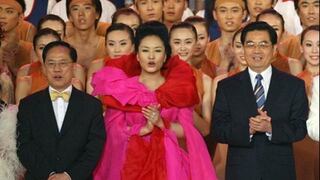 China: Apalean a seis por quejarse ante la primera dama