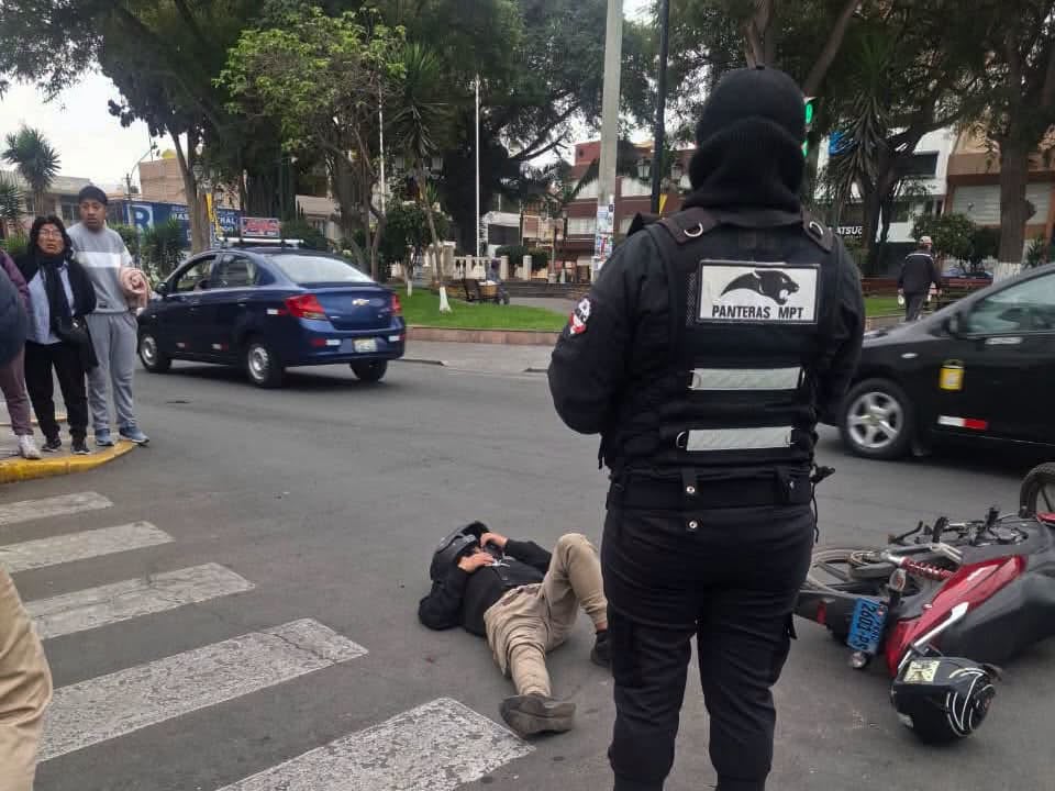 En la intersección de la avenida San Martín y la calle Moquegua se reportó accidente. (Foto: Difusión)