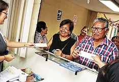 Aún no depositan a docentes de Arequipa 25 millones de soles por deuda social