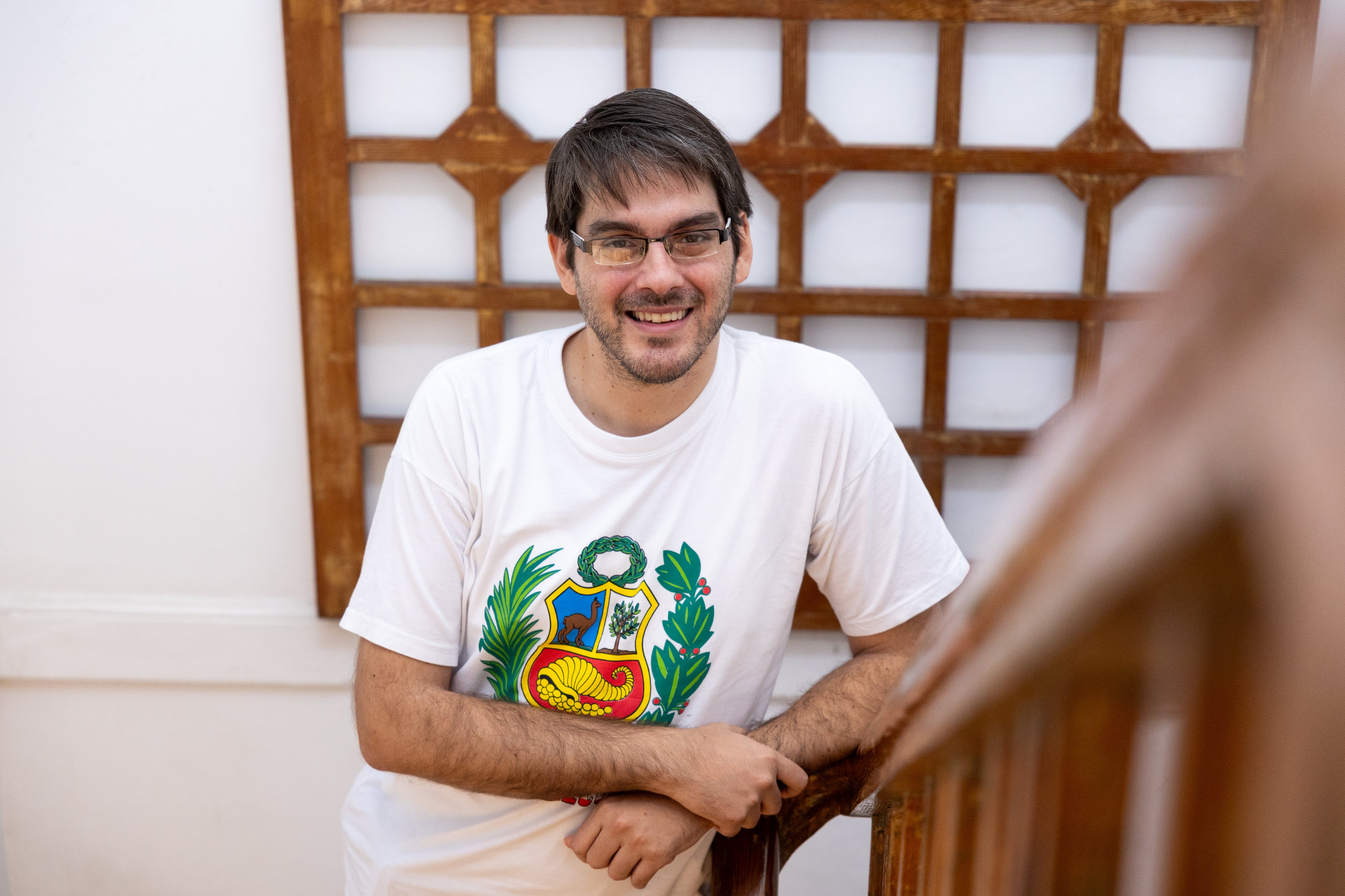 Investigador, docente universitario e ingeniero industrial. Candidato a doctor en Humanidades y Cultura, posee un MBA y una maestría en Administración Estratégica. Ha publicado diversos títulos de divulgación histórica sobre el mundo andino y los incas. Fotos: Rafael Cornejo V. / @photo.gec