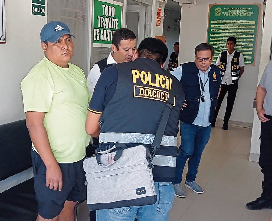 En audiencia que duró varias horas, se dispuso que el acusado sea investigado por el delito de cohecho pasivo propio en el ejercicio de la función policial