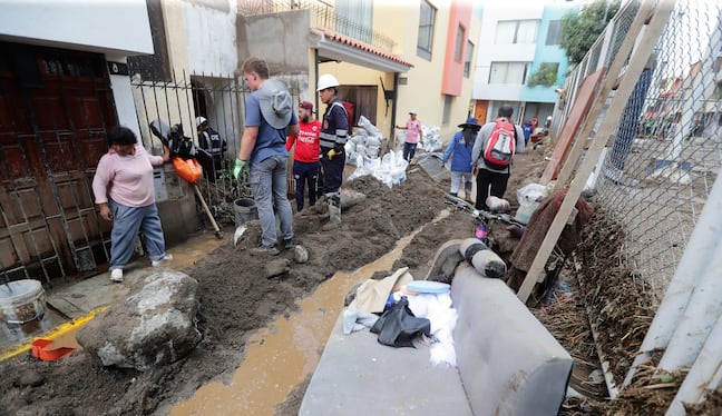 Lluvia torrencial causó la activación de quebradas y el desborde de torrenteras en 16 distritos de la región Arequipa. Foto: Omar Cruz /@photo.gec