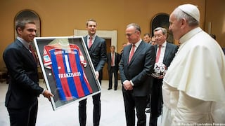 El papa Francisco recibió al Bayern Múnich de Pep Guardiola