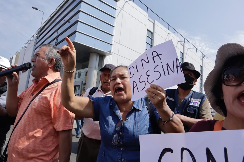 Pobladores trujillanos hicieron sentir su malestar. (Foto: Randy Reyes)