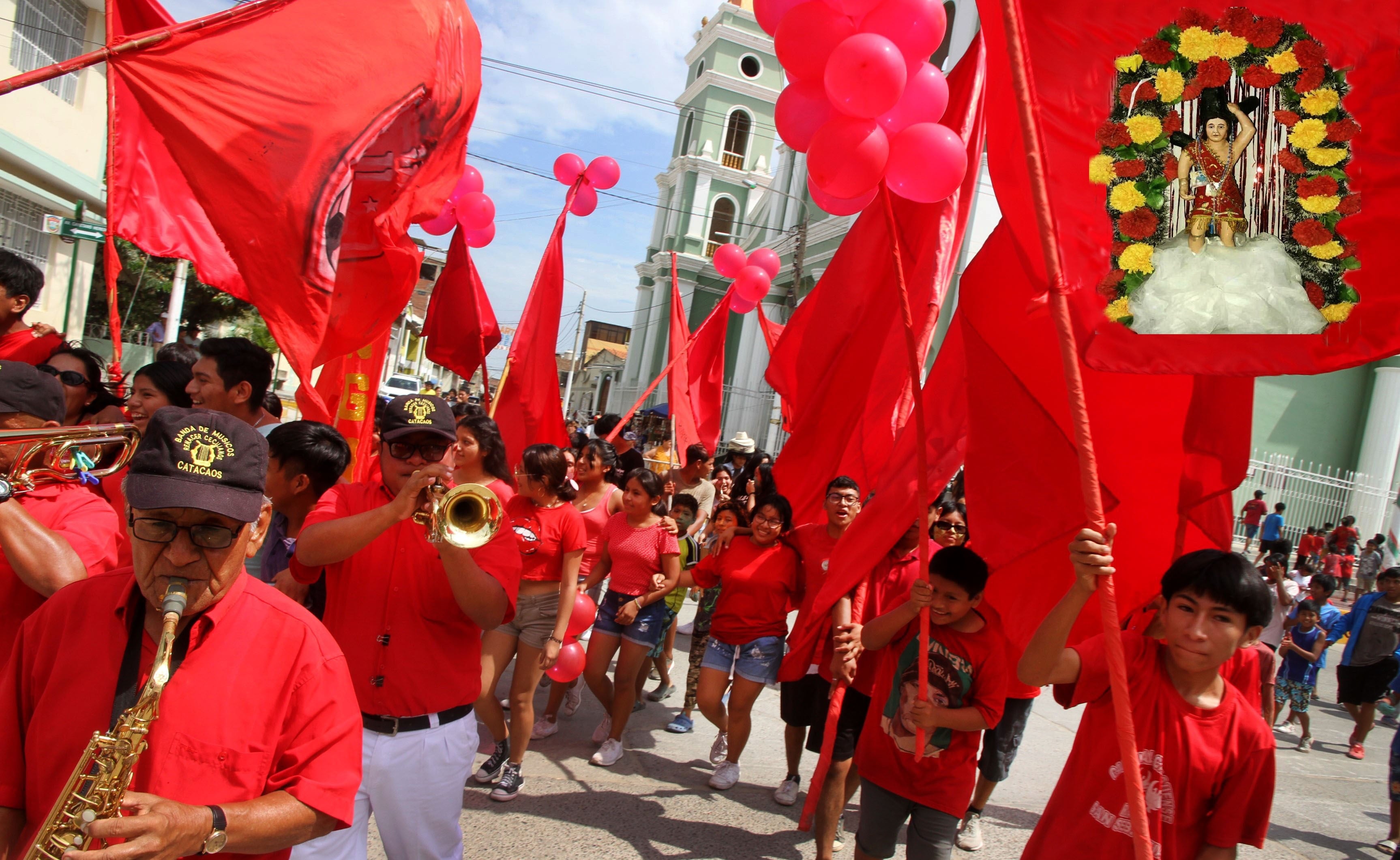 La sociedad carnavalesca más antigua de Catacaos celebra al mártir San Sebastián