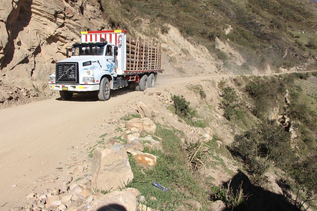Carretera que une a la provincia de Pataz con Trujillo por Sánchez Carrión nunca ha sido pavimentada pese a su importancia. (Foto: Johnny Aurazo)
