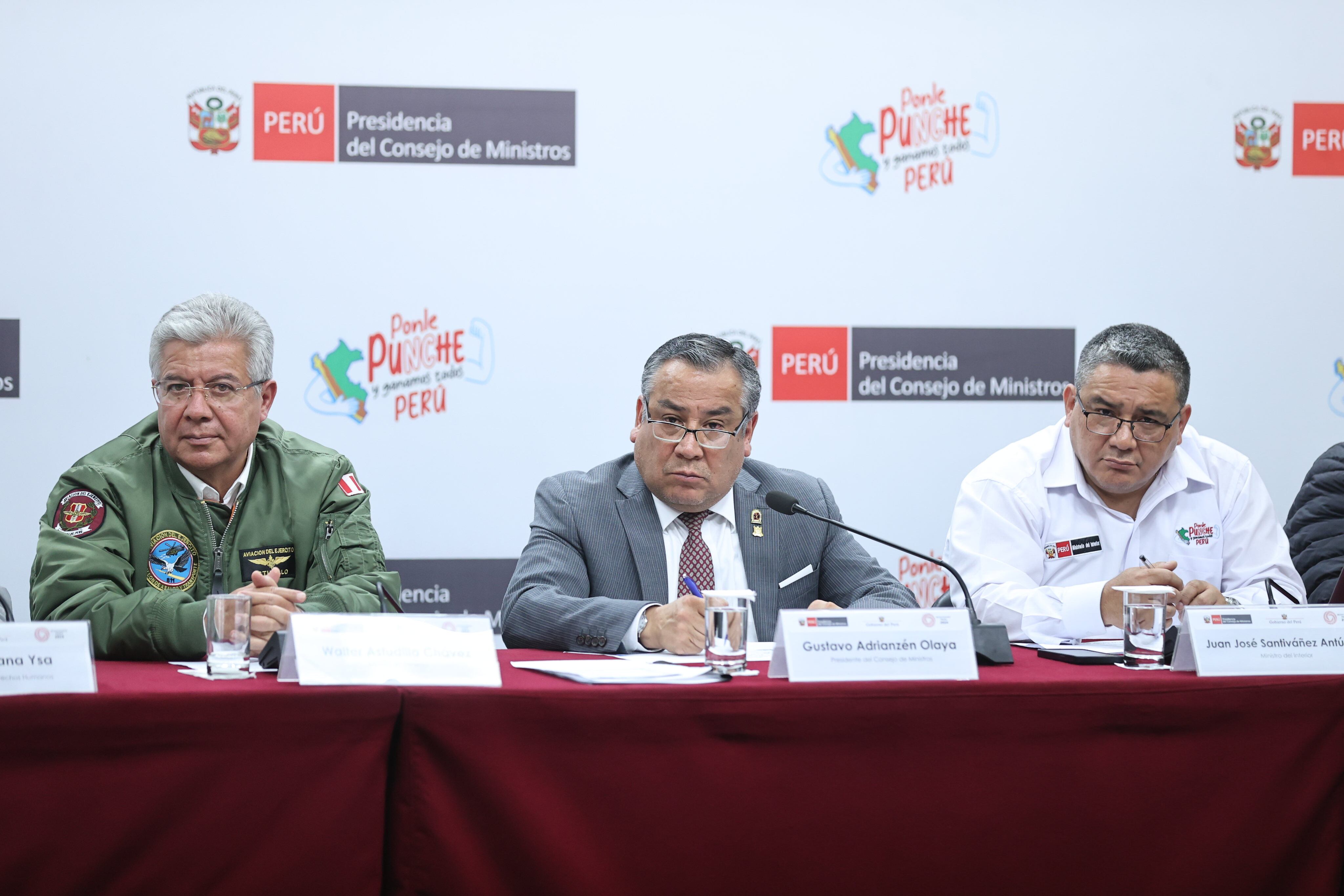 El premier Gustavo Adrianzén defendió a la presidenta Boluarte en una conferencia del miércoles. (Foto: PCM)