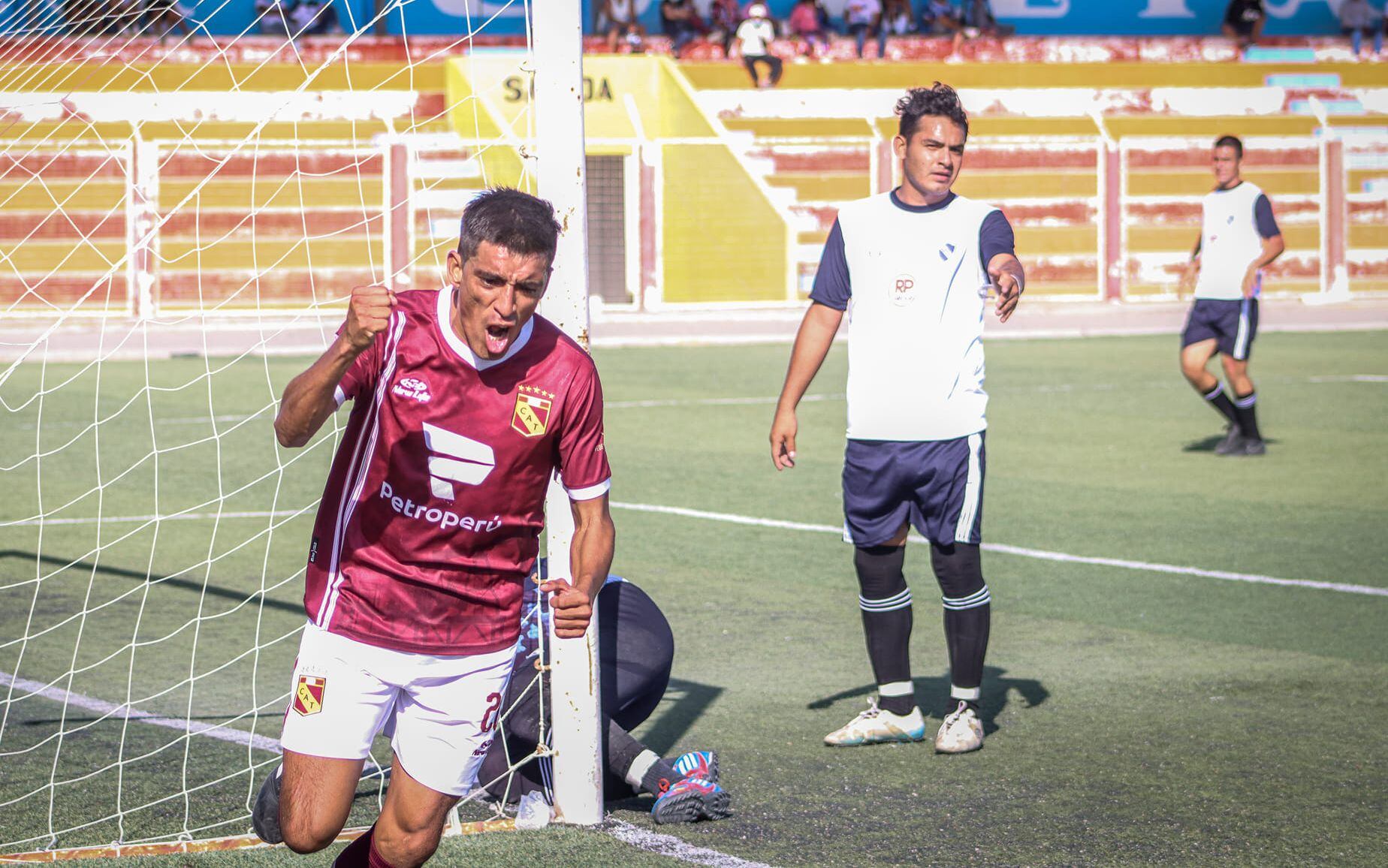 Raúl Cunya, es el máximo artillero del cuadro granate, que quiere ganar la sexta Copa Perú.