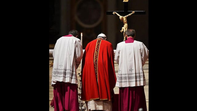 Papa Francisco: Rostro de la Sábana Santa refleja el de víctimas de violencia