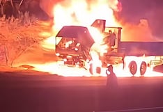Pisco: incendio consume camión en la panamericana sur, a la altura del Huerto Alameín