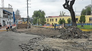 Arequipa: Retiran asfalto en carril de subida de la av. Juan de la Torre