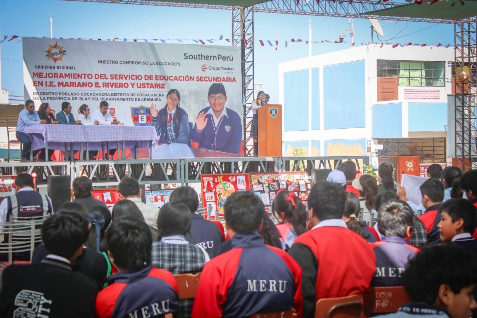 Inician la reconstrucción del colegio Mariano Eduardo Rivera y Ustariz en el valle de Tambo (Foto: Southern)