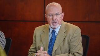 Carlos Bruce renuncia al partido político Avanza País