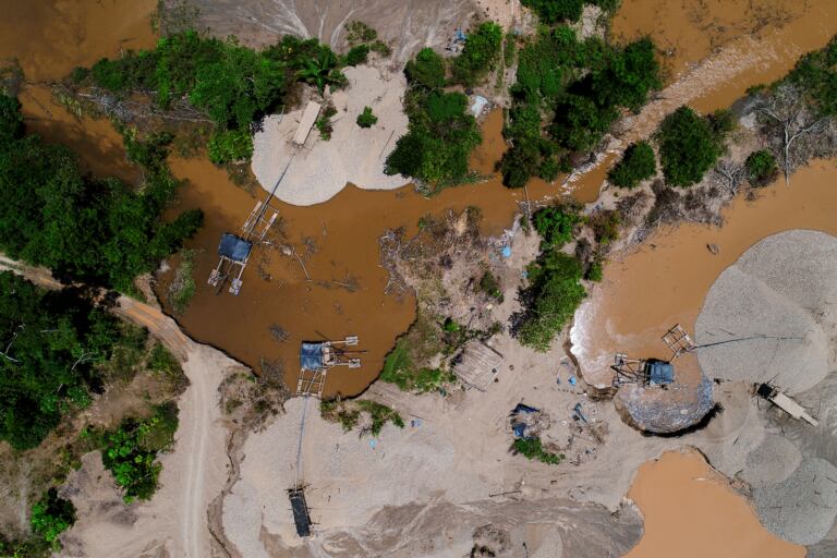 Minería en Madre de Dios, una de las regiones más afectadas en lo ambiental en Perú. Foto: Tom Laffay