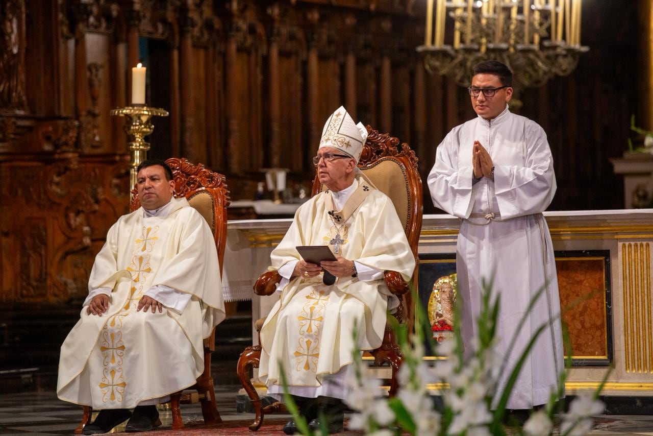 Carlos Castillo exhorta a peruanos a elegir con reflexión en las urnas. (Foto: Fernando Sangama / @photo.gec)