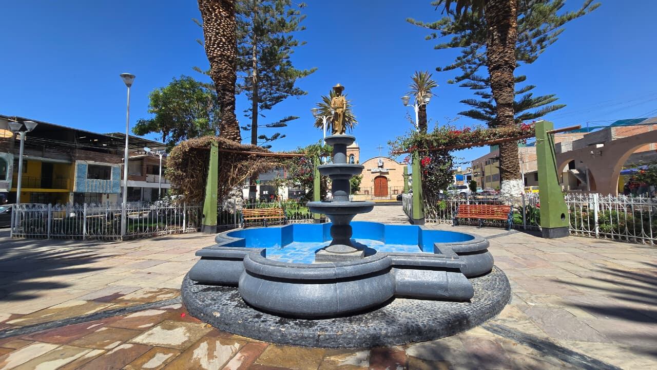 Plaza de Uchumayo, en Arequipa. (Foto: Yunsu Pariapaza/@photo.gec)