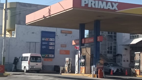 Correo recorrió diferentes grifos de la ciudad para conocer los precios de los combustibles para hoy. (Foto: Omar Cruz)
