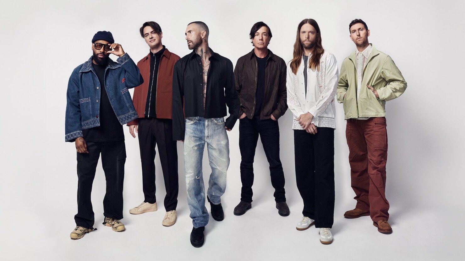 Maroon 5 llega a Lima para sorprendernos, hacernos viajar en el tiempo y volver a enamorarnos con su música. La cita es el lunes 31 de agosto en el Estadio Nacional.