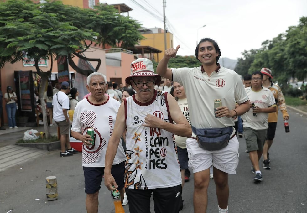 El equipo crema se reencuentra con su hinchada en una noche de celebración
