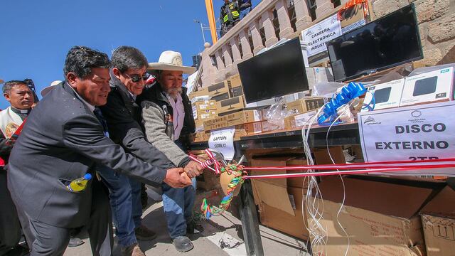 Entregan 86 millones de soles para obras y proyectos en Espinar (FOTOS)