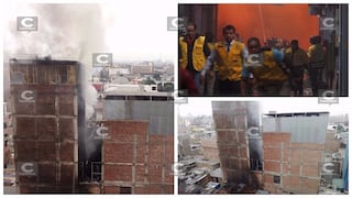 Mesa Redonda: se reaviva incendio cerca a galería 'La Cochera' (FOTOS Y VIDEO)