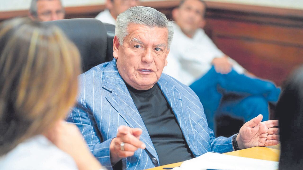 Aunque hay brechas en sectores como Salud, Educación e Infraestructura, el gobernador regional de La Libertad cerró su primer año sin alcanzar la meta que había prometido. Ahora está obligado a revertir crisis y gerente general Martín Namay dice que es posible.