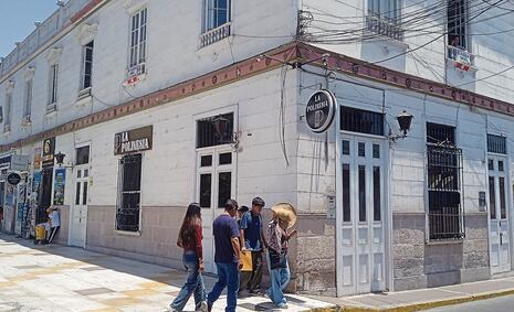 Roban con “pepazo” a ingeniero que acudió a céntrico restobar en Tacna