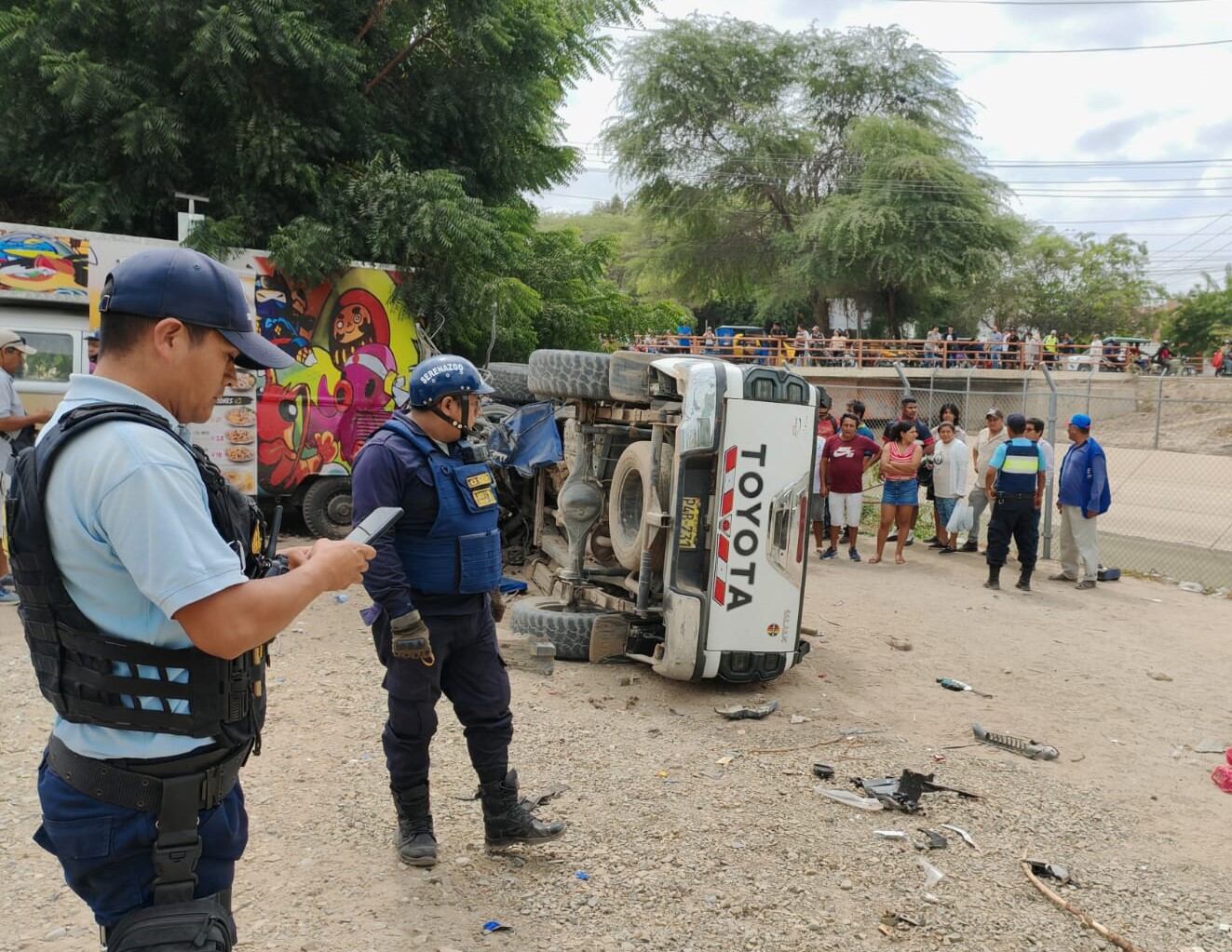 El chofer del vehículo continúa detenido
