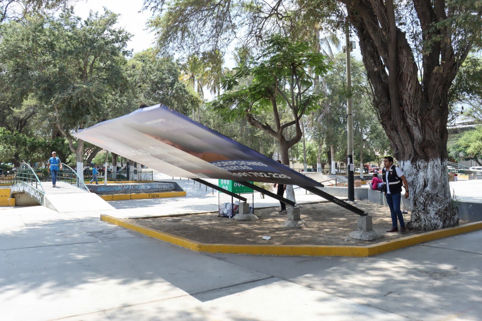 En otro momento, el gerente de Fiscalización detalló que se procederá a imponer una multar de S/ 14,850 a las empresas que han estado utilizando estos paneles publicitaros