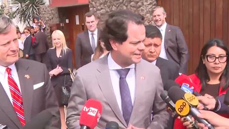 Keiko Fujimori recibe a funcionarios de Estados Unidos previo a su ceremonia de investidura
