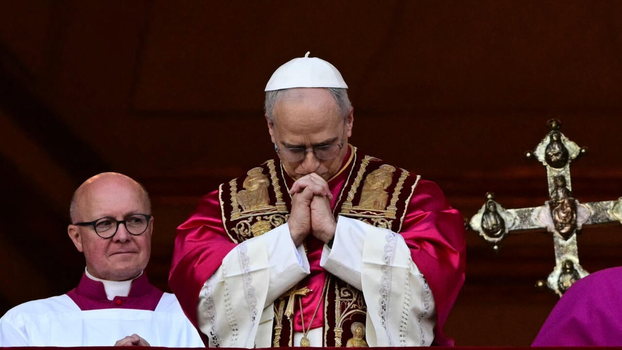 Papa León XIV denuncia que víctimas de abusos sexuales “encuentran puertas cerradas” en la Iglesia. Foto: France 24.