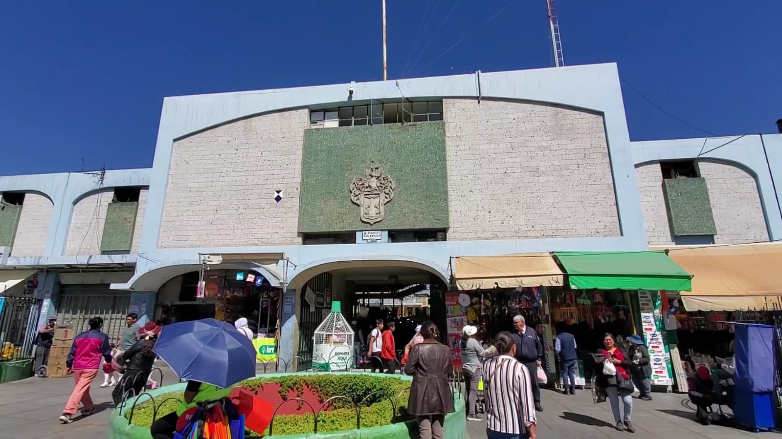 Fachada del mercado San Camilo de Arequipa. Foto: GEC