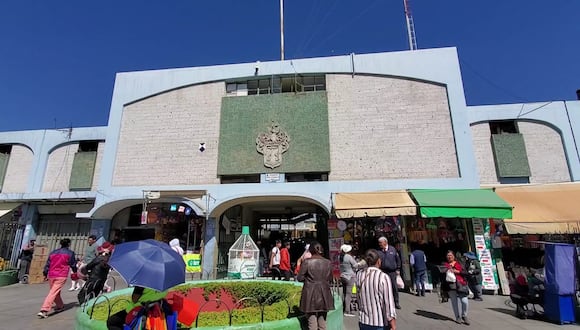 Fachada del mercado San Camilo de Arequipa. Foto: GEC
