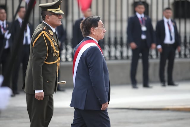José María Balcázar salió de Palacio de Gobierno rumbo a la Catedral de Lima para participar en la misa y tedeum por Fiestas Patrias.