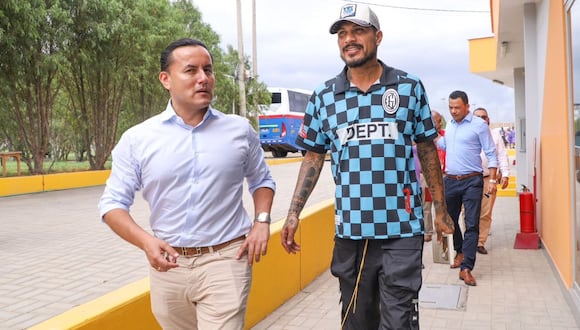 Al menos 10 agentes expertos en seguridad personal están cuidando cada paso que da el jugador en Trujillo. (Foto: Club UCV)