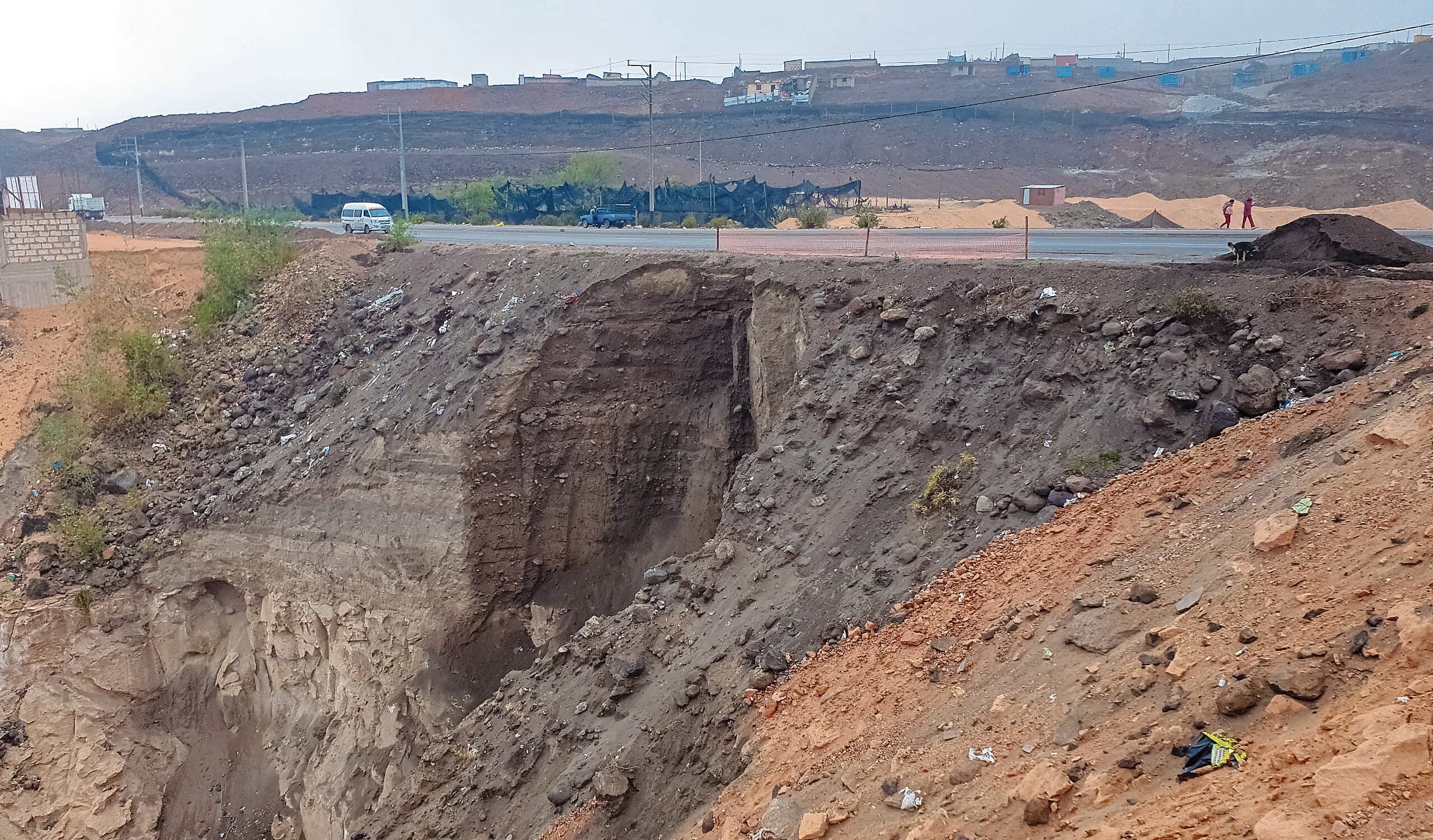 Forado en vía Arequipa - La Joya. Foto: GEC.