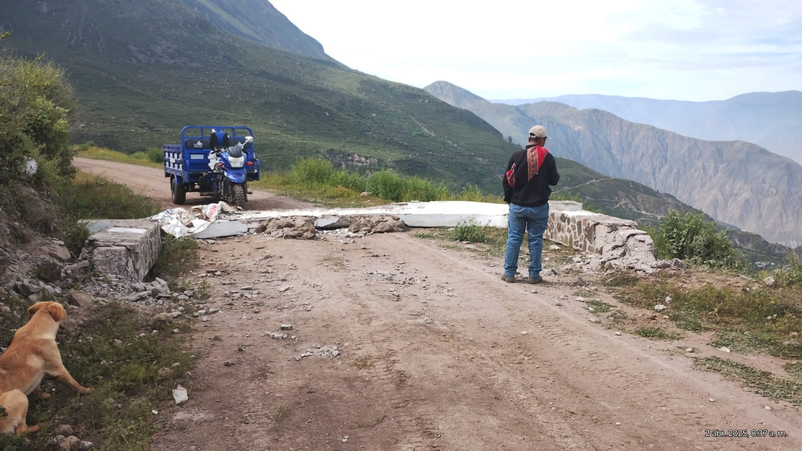 Dinamitan arco de ingreso al distrito de Tauría. Foto: difusión.