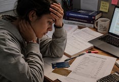 Más de 881 mil estudiantes en Perú están en riesgo de dejar sus estudios por falta de dinero